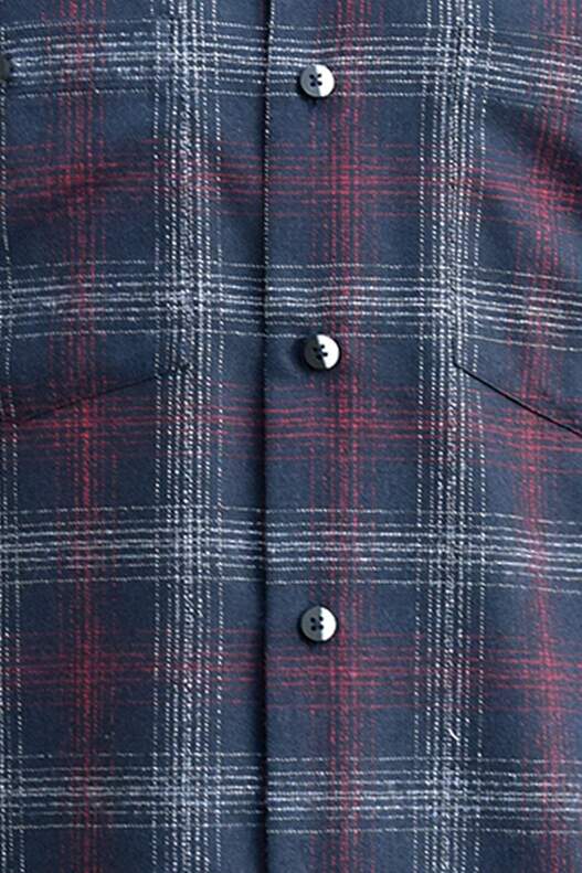 Lacivert Üzerine Beyaz Kırmızı Ekose